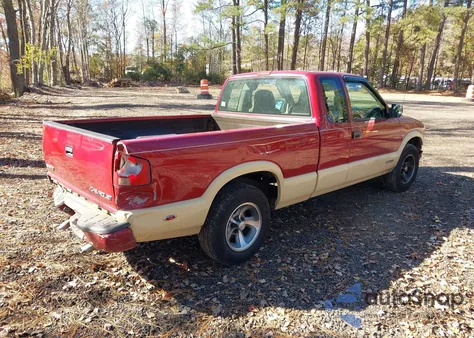 2001 Chevrolet S-10 Ls z USA, uszkodzony, nr VIN 1GCCS19W118186557